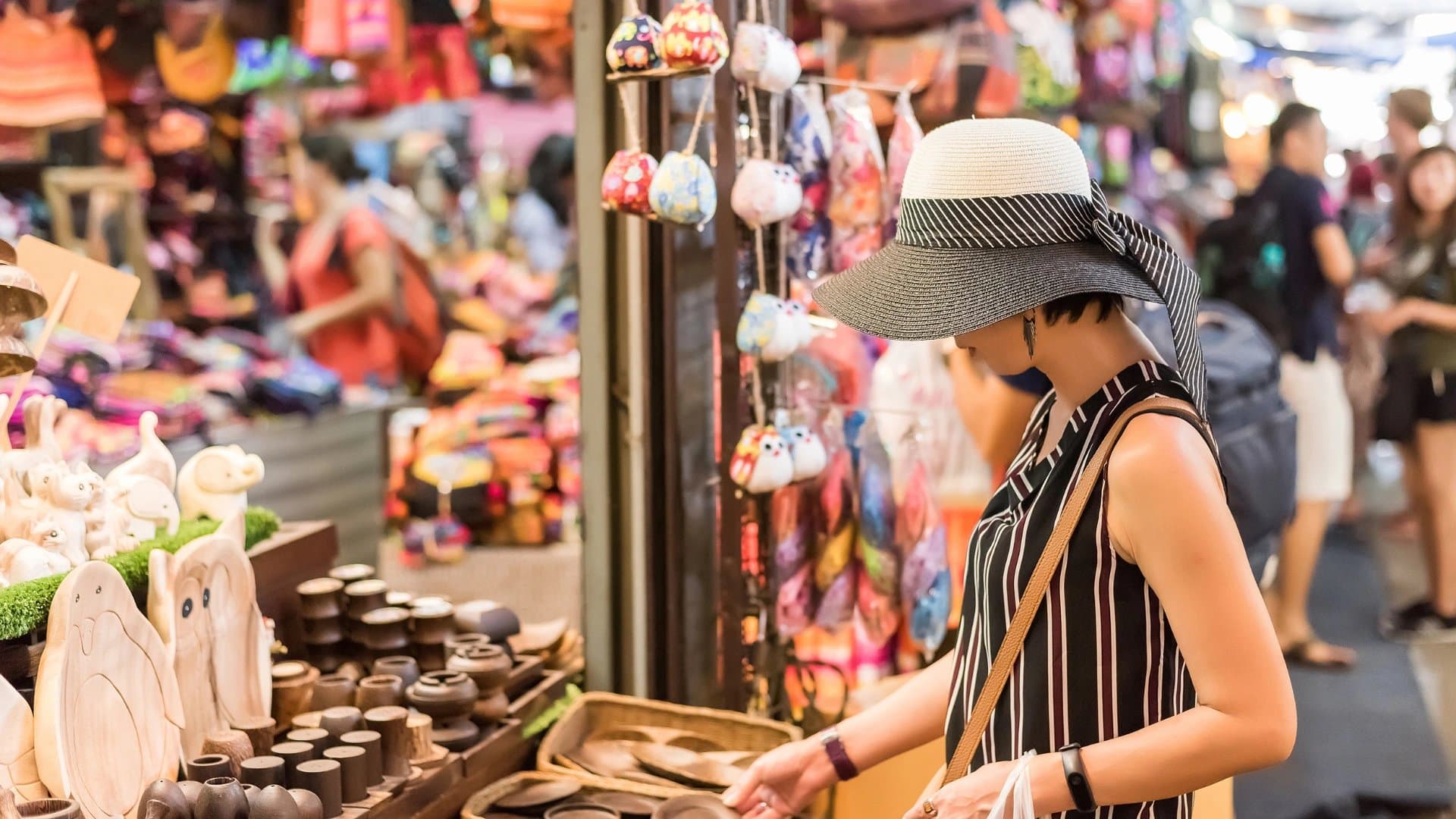 曼谷洽圖洽週末市集 Chatuchak 購物必訪