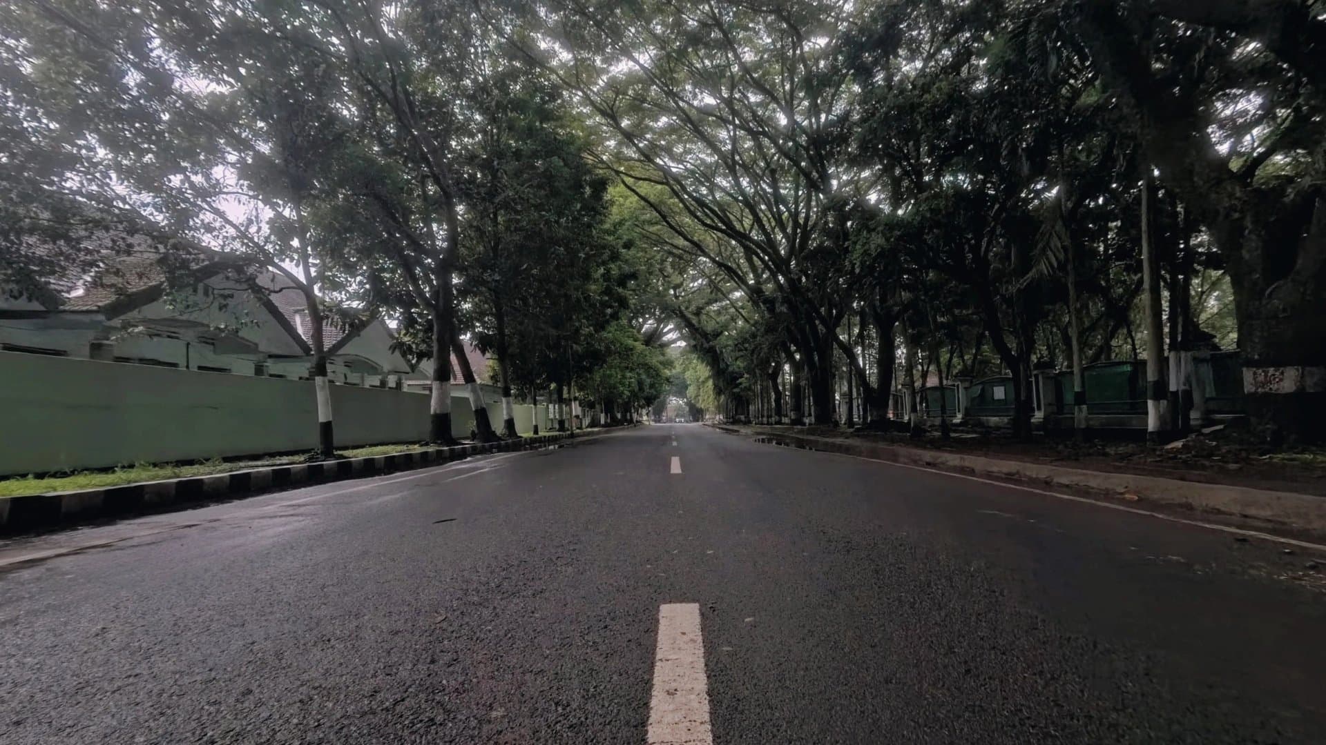 曼谷考山路 Khao San 背包客街景夜生活