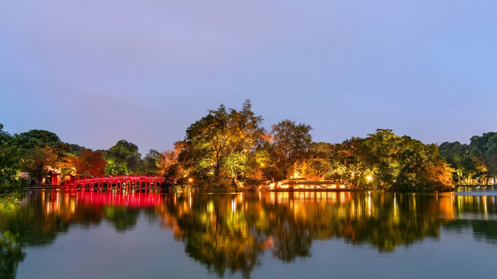 河內還劍湖 Hoan Kiem 與玉山祠地標