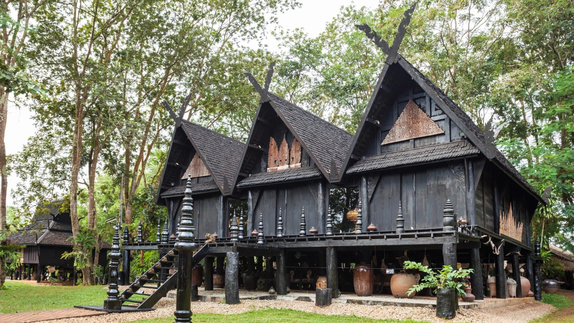 清萊黑廟 Baan Dam Museum 黑色藝術博物館