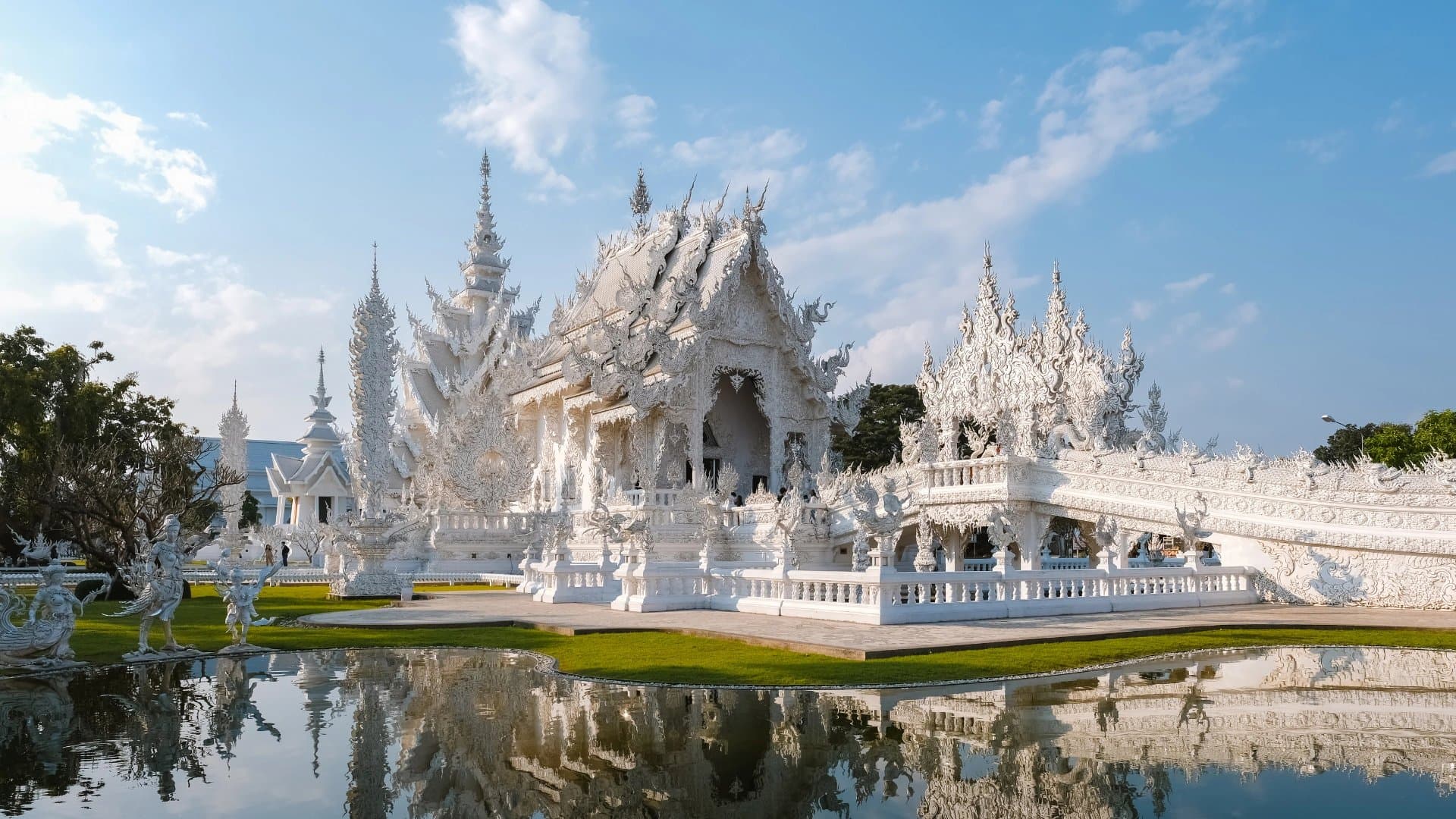 清萊白廟 Wat Rong Khun 泰北當代藝術建築